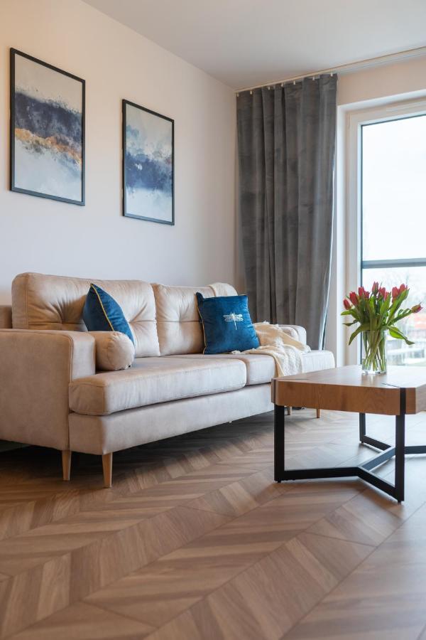 Lotte Apartment - Parking Podziemny, Osiedle Strzezone Gliwice Extérieur photo